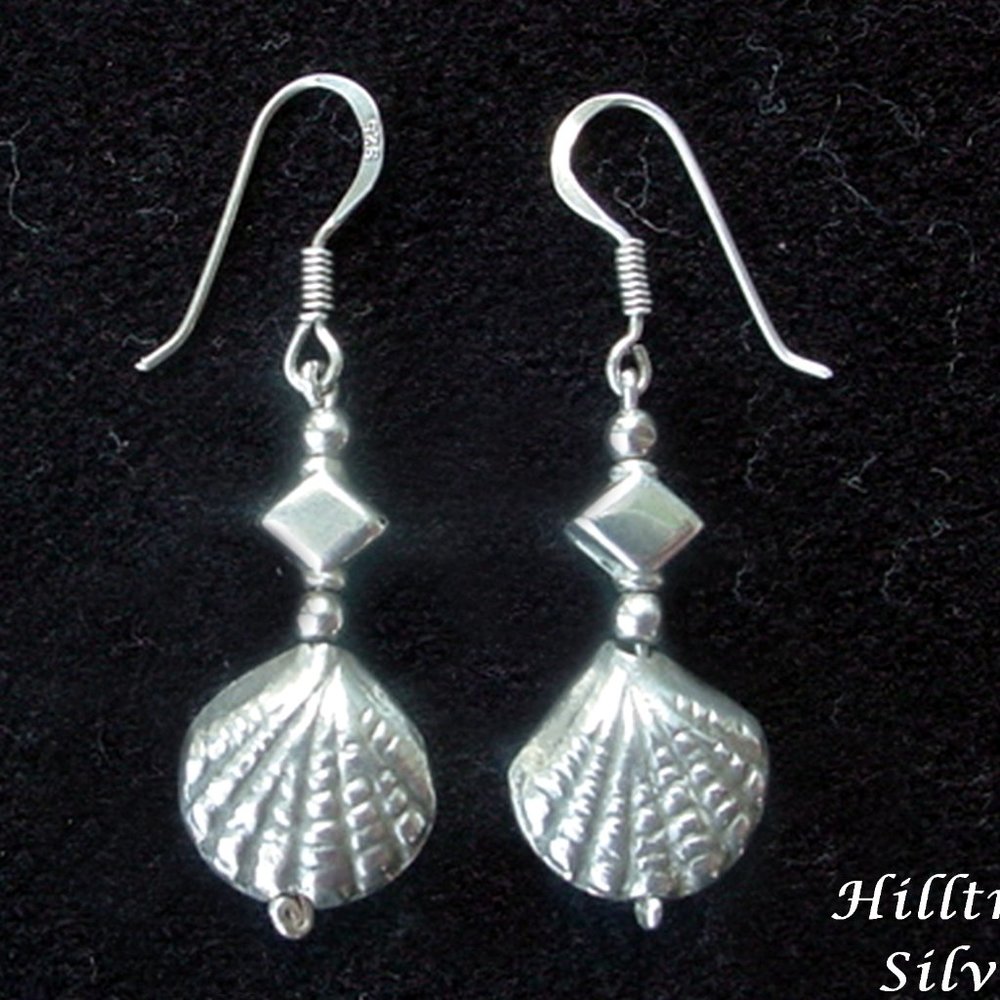 HILLTRIBE SILVER & STERLING SCALLOP SHELL EARRINGS SEASHELL 1-1/4" DROP OOAK